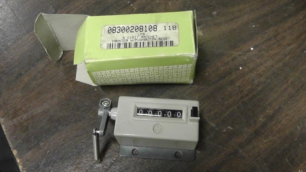 Uracon LFC-5P-RS Machine Counter 5 Digit, New