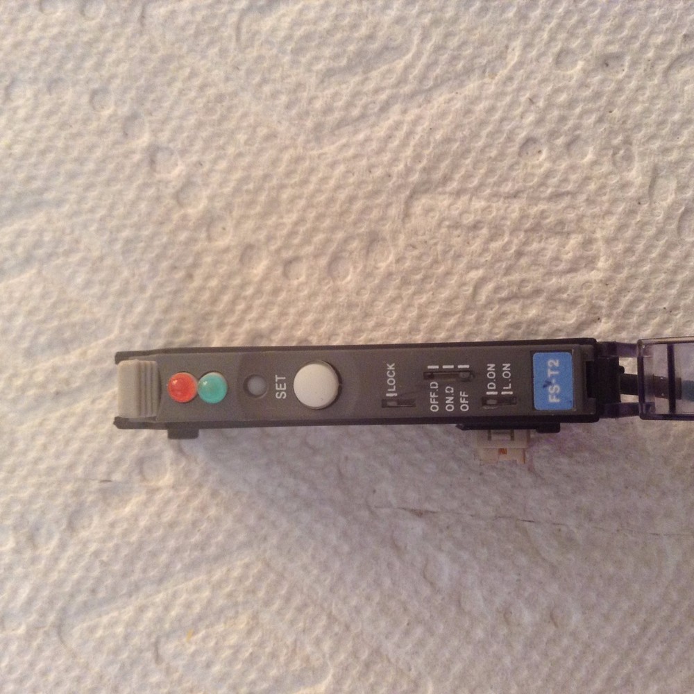 Keyence FS-T2 Fiber Optic Sensor Amplifier