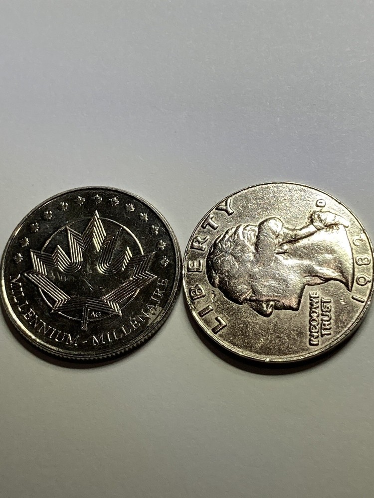 MILLENIUM MAPLE LEAF TOKEN 1999 UNIQUE (#bk1)