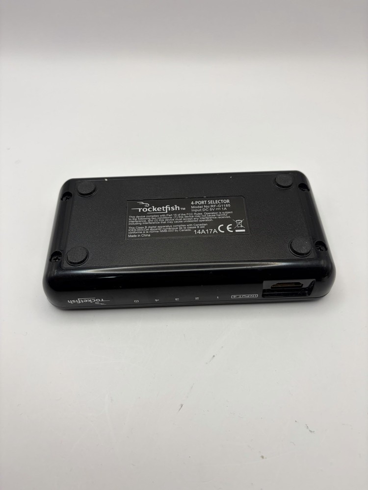 Rocketfish 4-Port Selector HDMI 3D Model RF-G1185