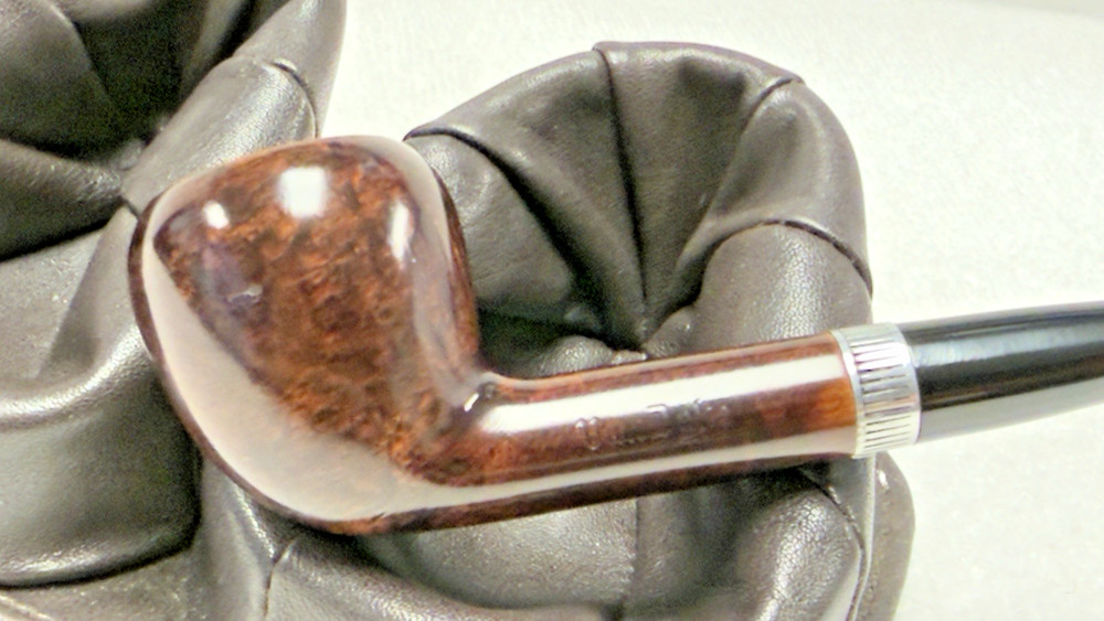 VAN DYKE Smooth Medium Acorn / Pear with Tapered Ebonite Stem