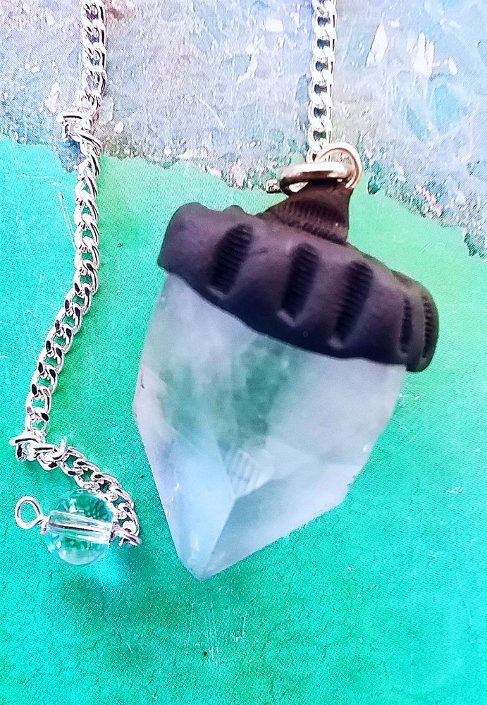 APOPHYLLITE DOWSING PENDULUM, APOPHYLLITE SPECIMEN DOWSING PENDULUM WITH CHAIN