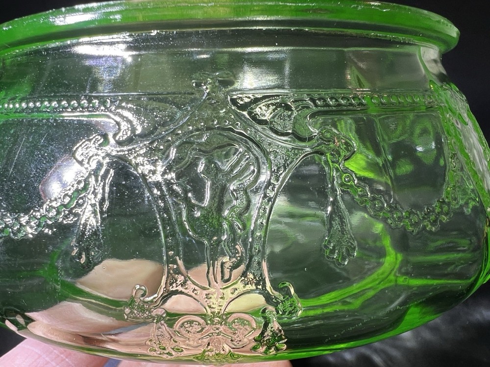 Anchor Hocking Candy Dish Cameo Pattern BASE ONLY NO LID 1930s Vaseline