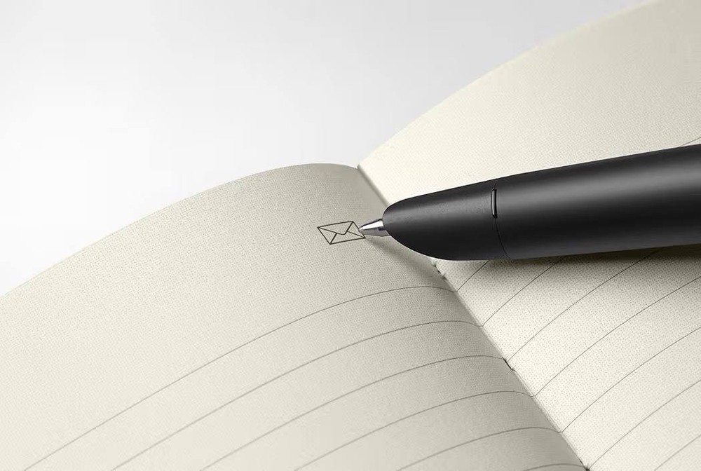 Moleskine Smart Writing Set Digital Pen, Notebook, Bluetooth & USB Connectivity