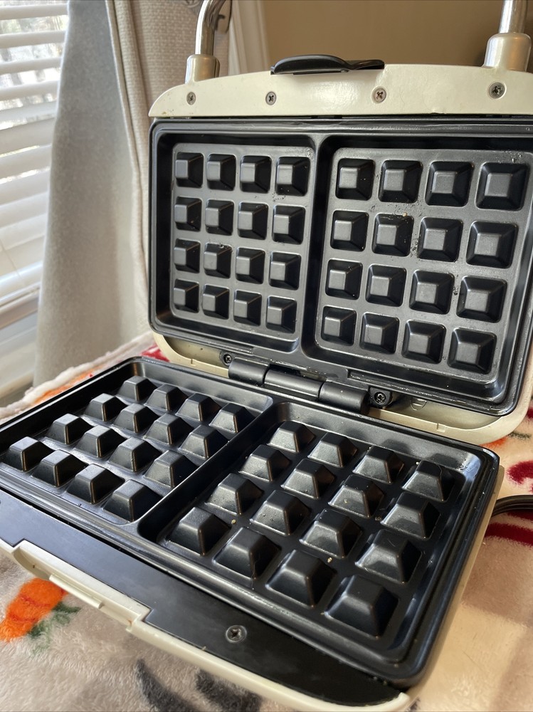 GE Waffle Maker Iron Works Easy Use #169056 Electric