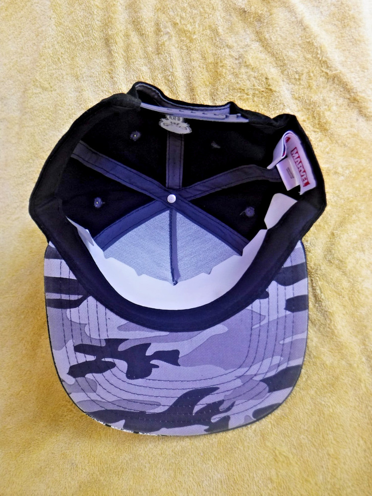 NWOT VINTAGE/OOP/DS MARVEL PUNISHER SILK SCREENED FRONT, PATCH BACK SNAP BK CAP