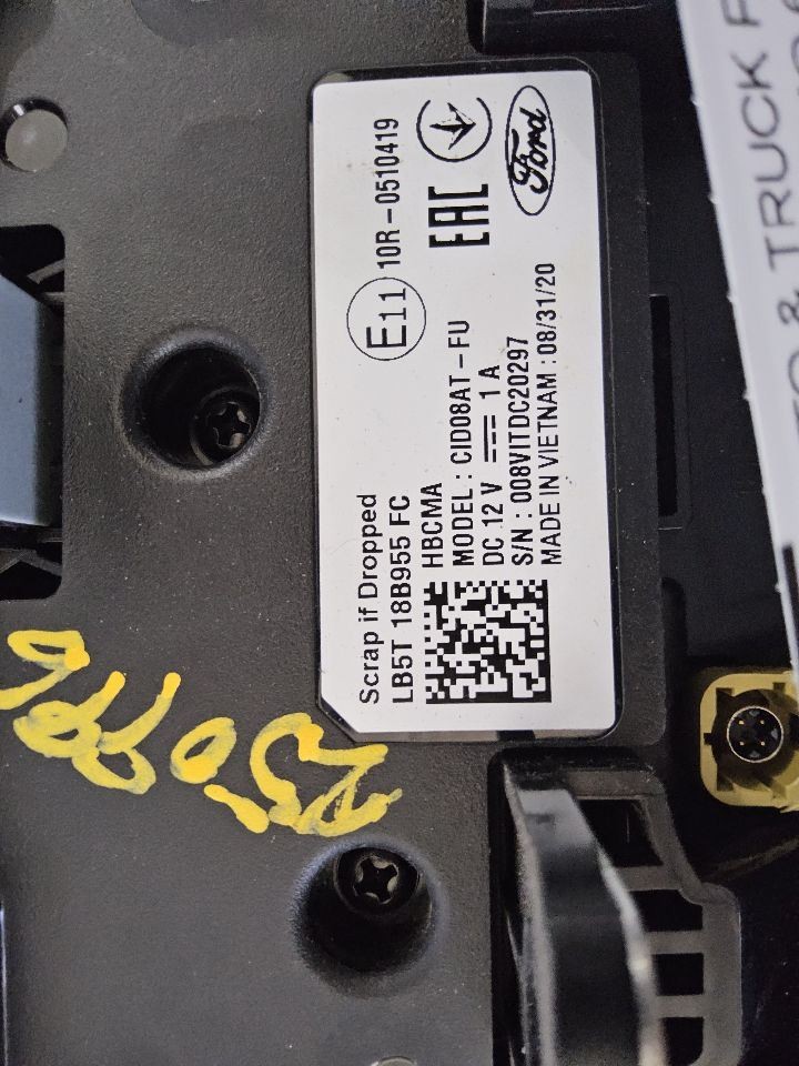 2020-2024 Ford Explorer Front Center Dash 8" Display Screen