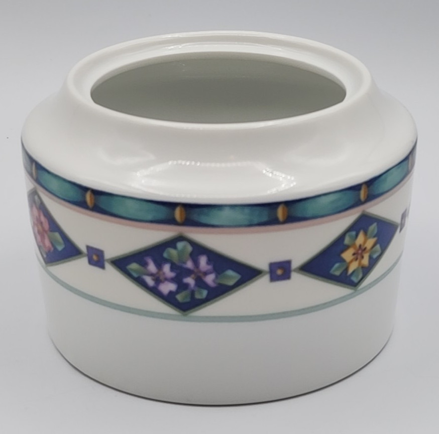 Pfaltzgraff Crystalflora Sugar Bowl with Lid