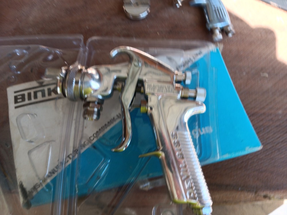 DEVILBISS-  JGA 502 PAINT SPRAY GUN