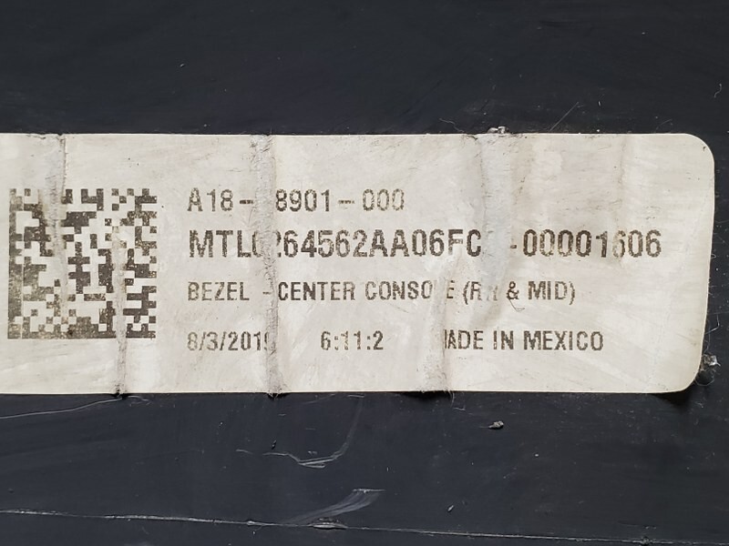 DASH PANEL A18-68901-000 off a 2020 Freightliner - FREE SHIPPING