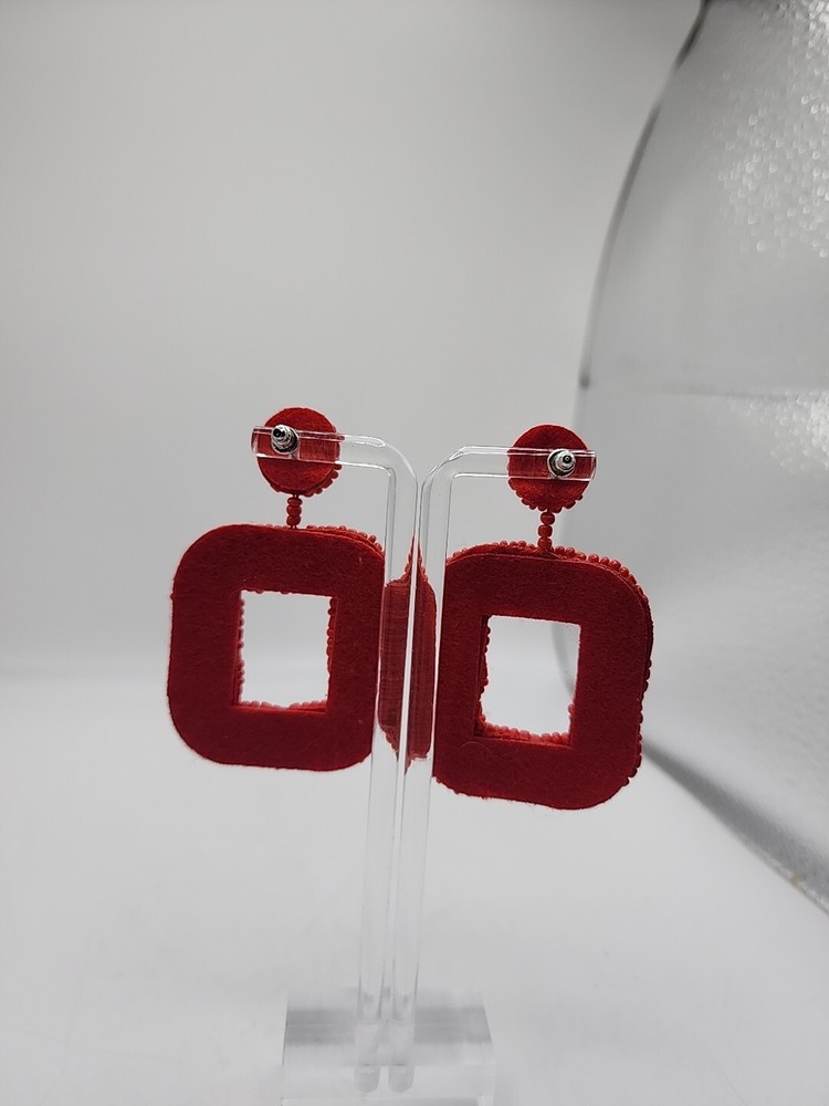 Vintage Pierced Earrings Red Seed Beads Square Shape Unsigned Artisan 2.5"...