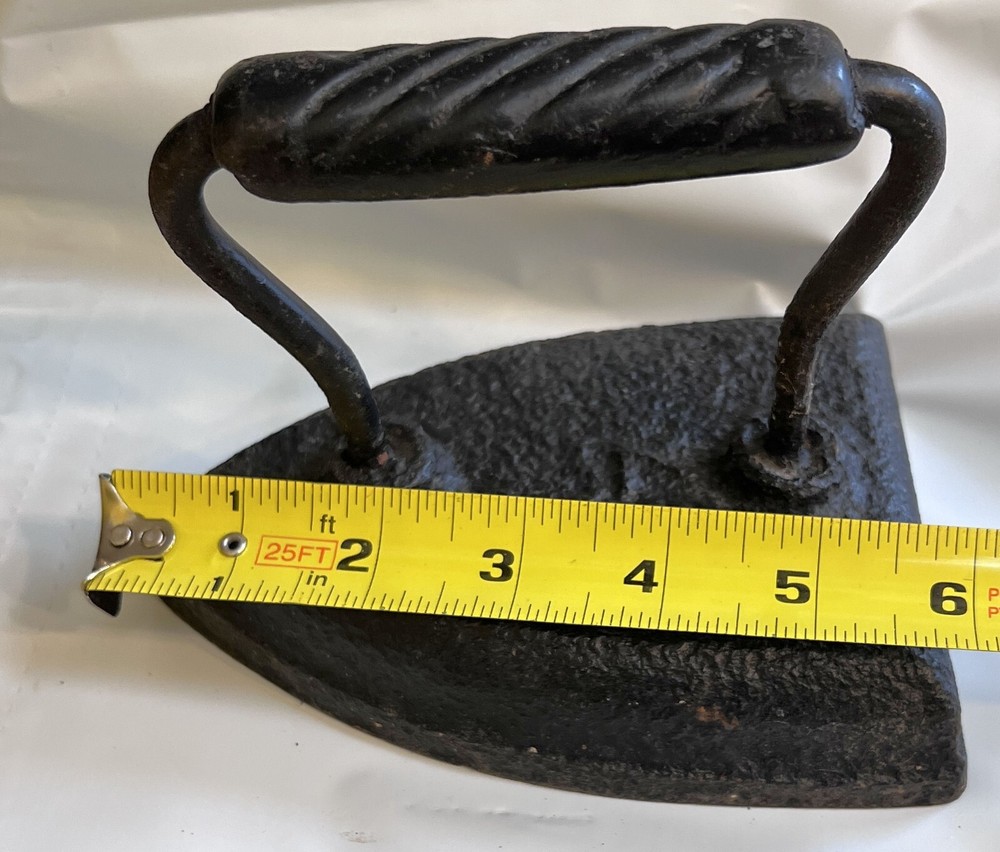Antique Cast Iron Number 7 Iron