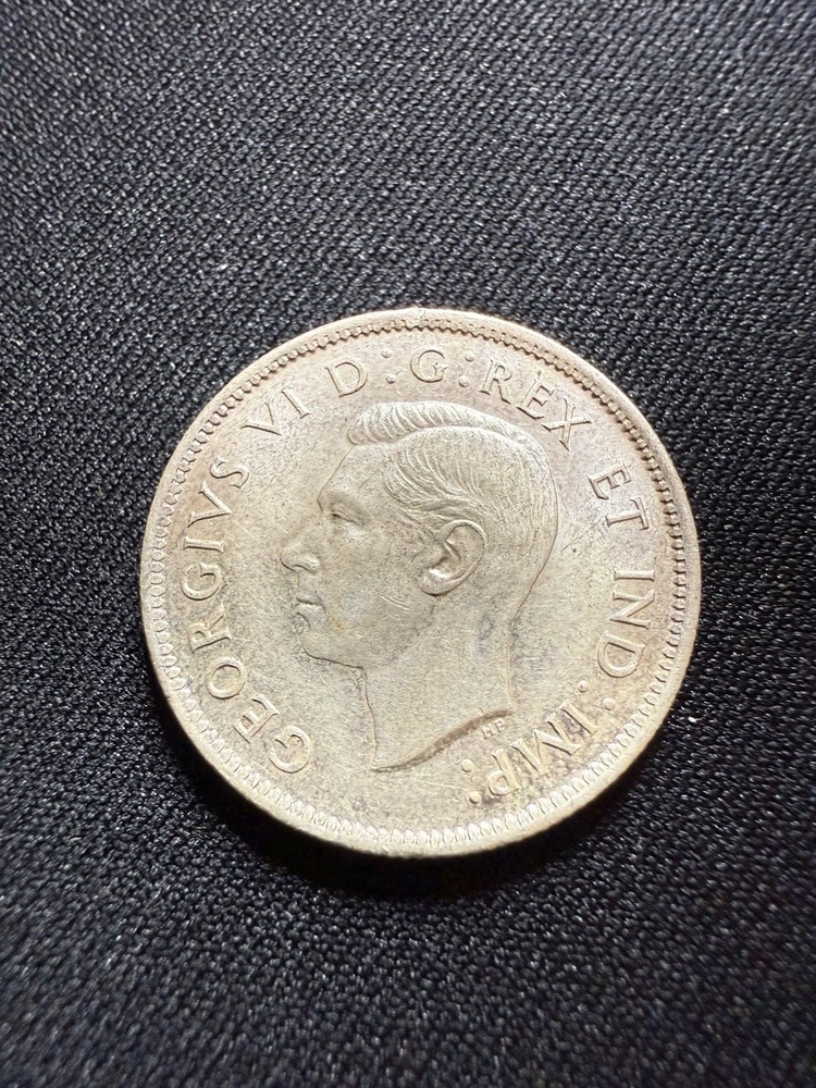 1943 Canada Silver 25 Cents Coin