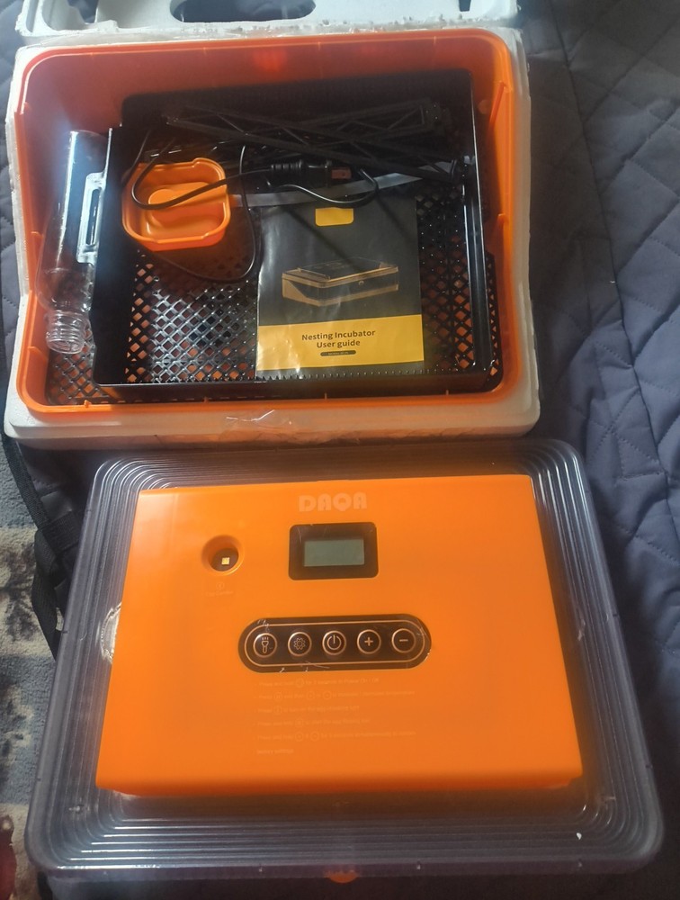 Chicken Hatching Machine 25 Eggs Hatching Brooding Brooder in One Machine