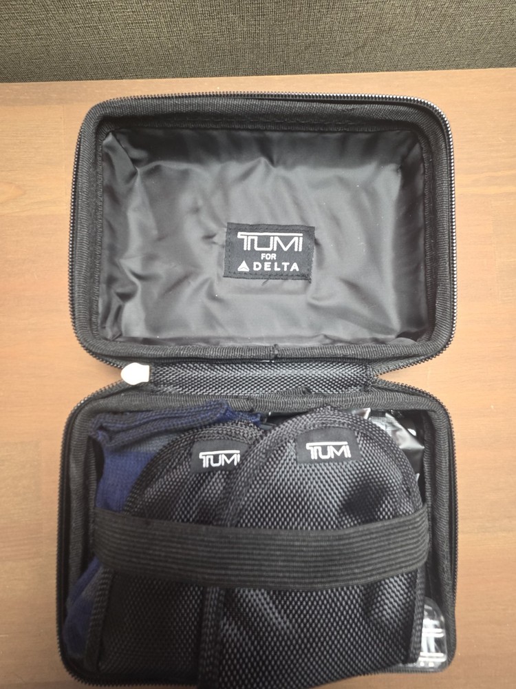 TUMI for DELTA Amenity Travel Kit Hard Shell Case Toiletry