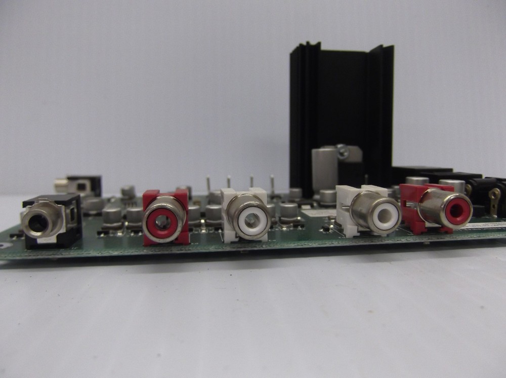 Audio & Power Distribution Circuit Board Smart Technologies Smartboard 2000i