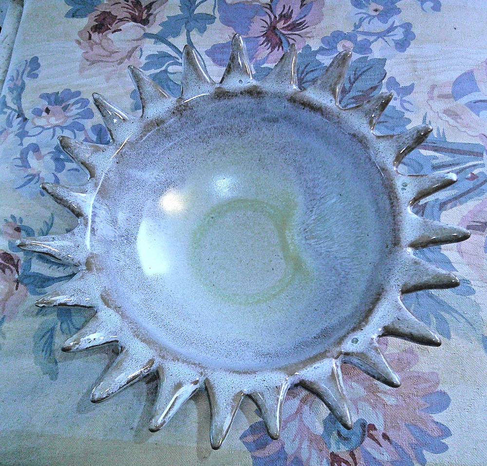 Stoneware Glazed Sunburst Shaped Serving Centerpiece-Bowls