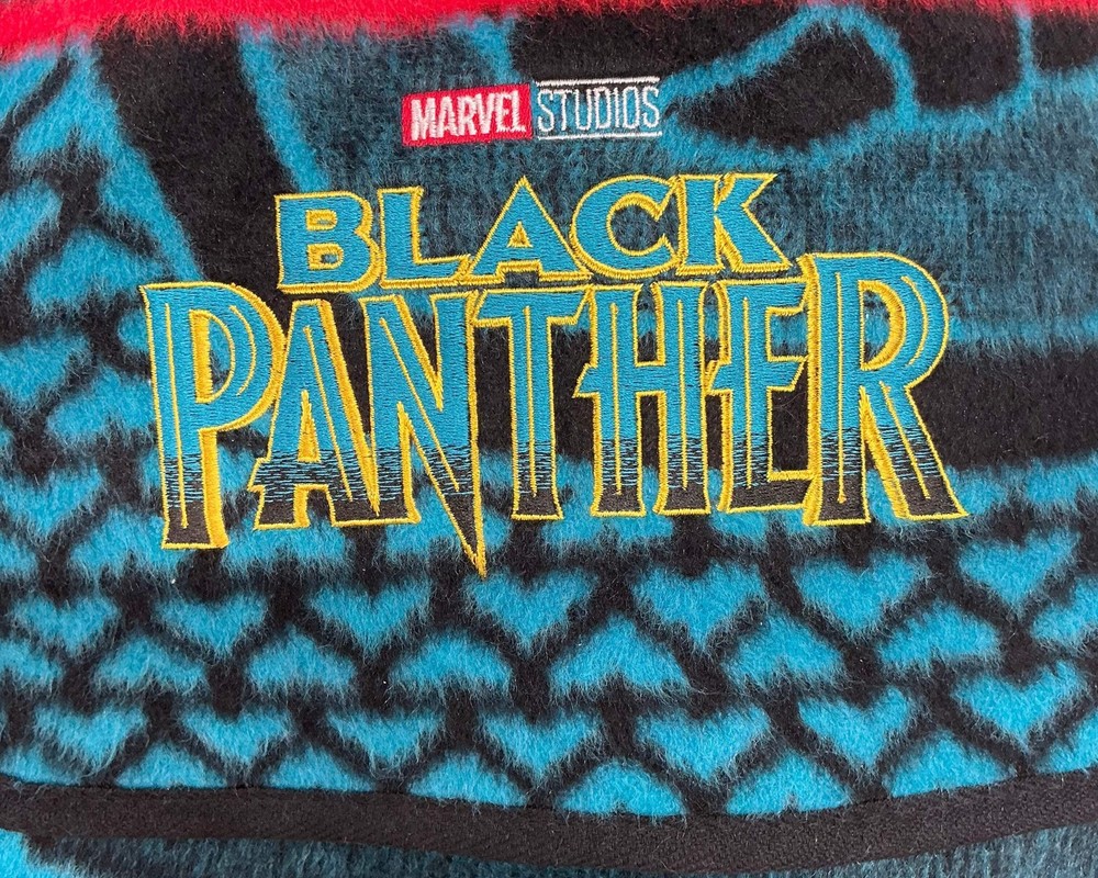 Blanket Cast & Crew Gift Black Panther (2018)