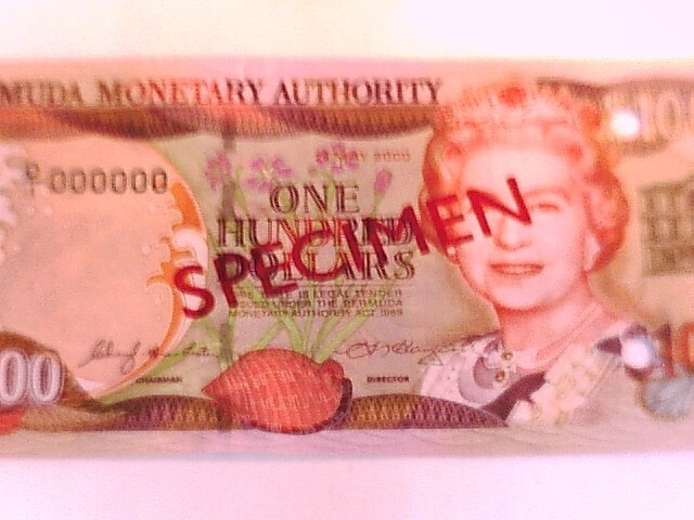 Bermuda 2000 One Hundred Dollar SPECIMEN note Choice Crisp Uncirculated.