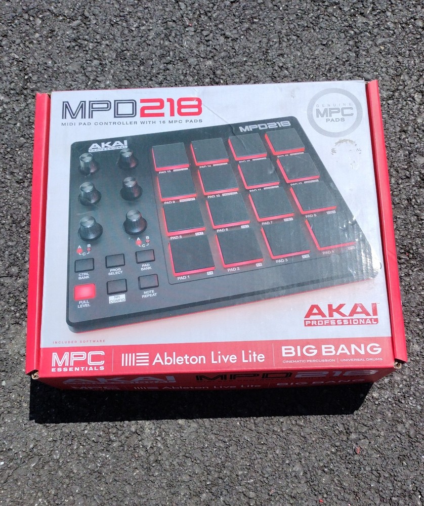 New Akai Professional MPD218 Midi Pad Controller! -LL