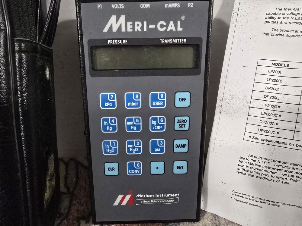 Meri-Cal LP2000I Digital Manometer/Calibrator With Case
