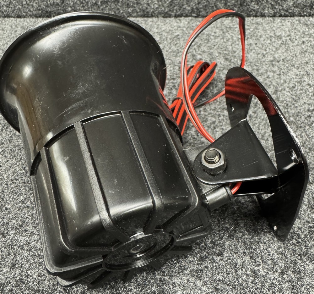 CODE ALARM SIREN NEW-OLD 25-32 YEARS OLD/AUTHENTIC AND ORIGINAL CODE/SUPER LOUD.