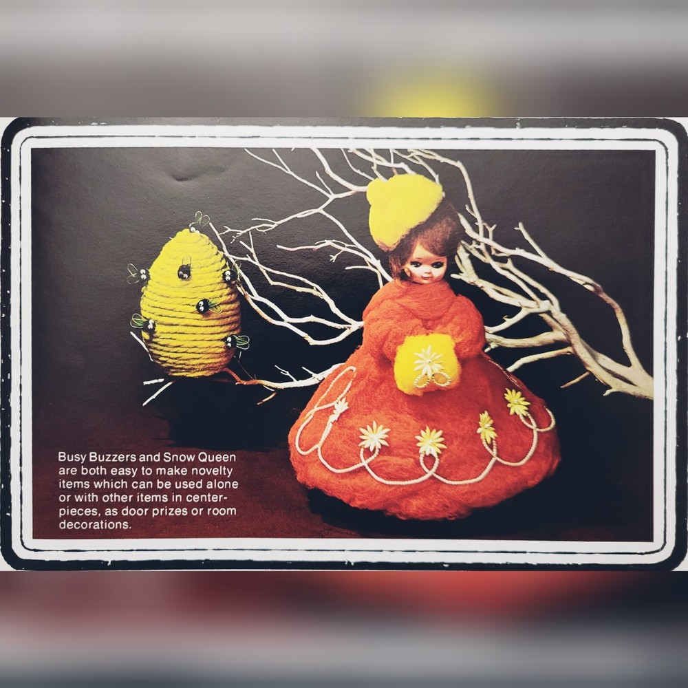 Vintage Mangelson's "It's a Mod Mod World" #0430 Mod Yarn Projects ©1973