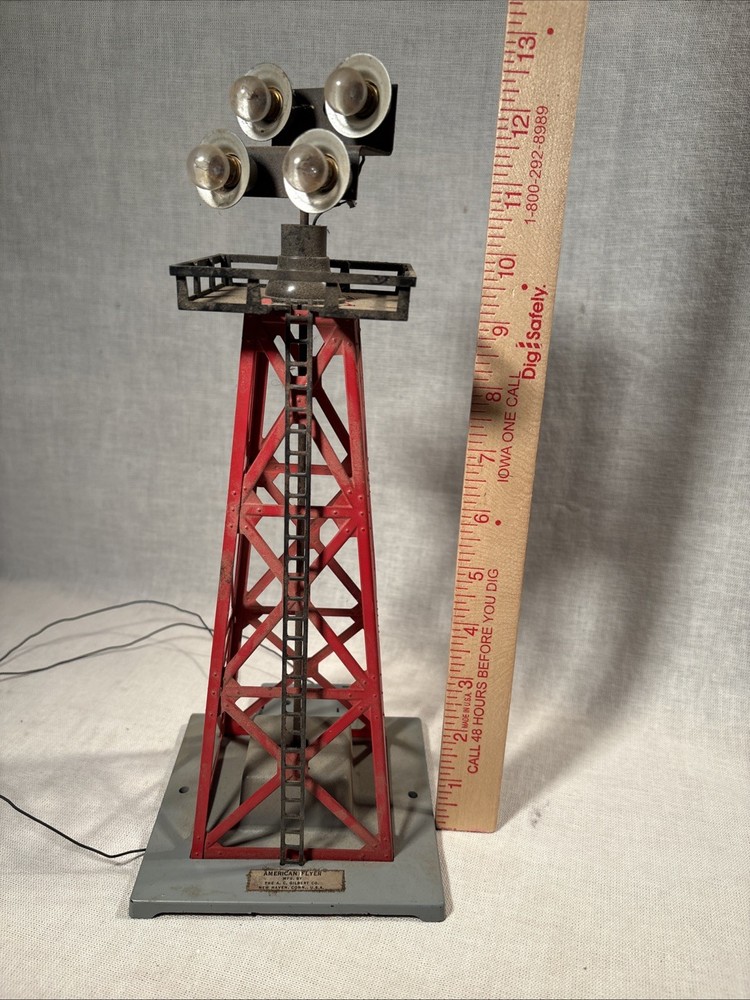 American Flyer 774 Floodlight Tower