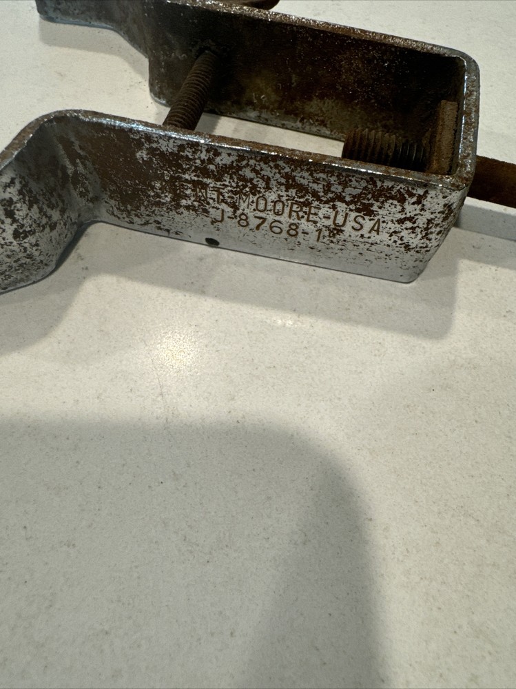 Kent Moore J-8768-1 Reverse Cone Puller Tool GM J-8768