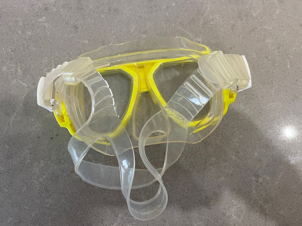 Tusa Liberator Plus Mask - Yellow