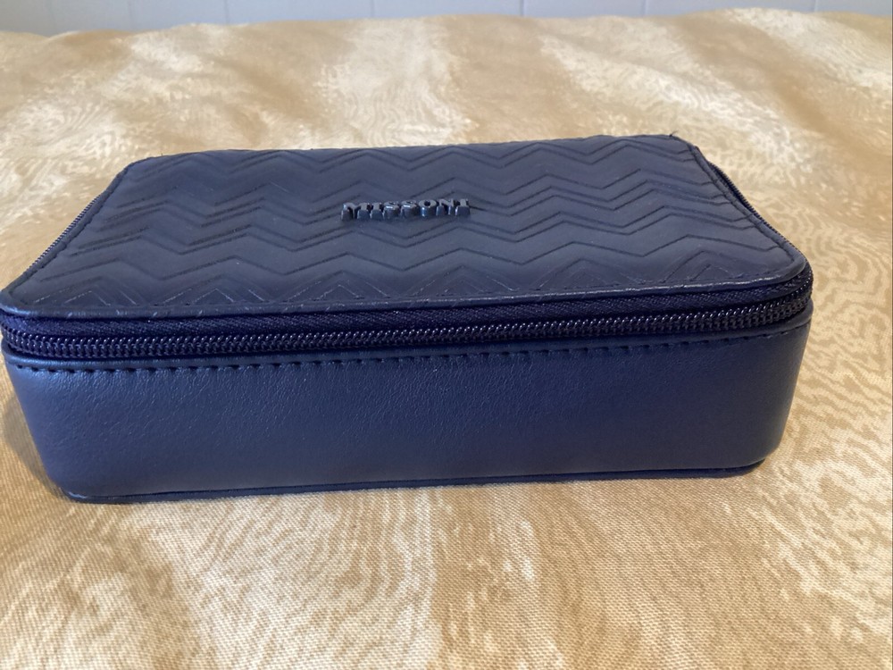 Delta One Missoni Blue Amenity Kit : New