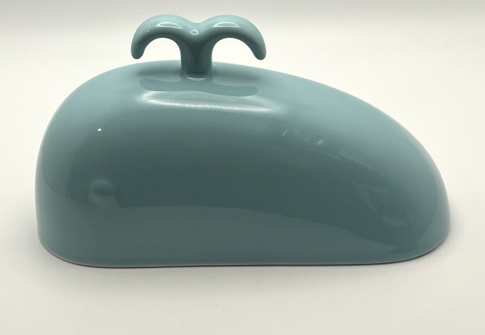 Dowan Ceramic Blue Whale Covered Butter Dish