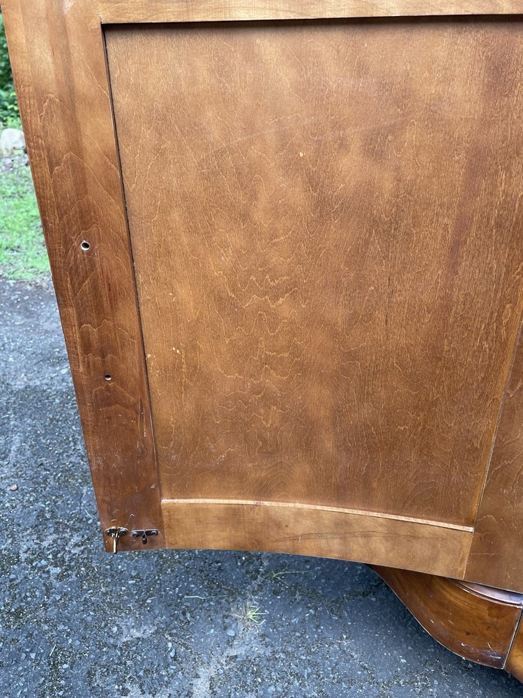 Armoire Romweber Jim Peed
