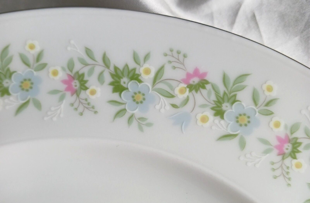 Johann Haviland Forever Spring Dinnerware Set for 6 (30 Pieces)