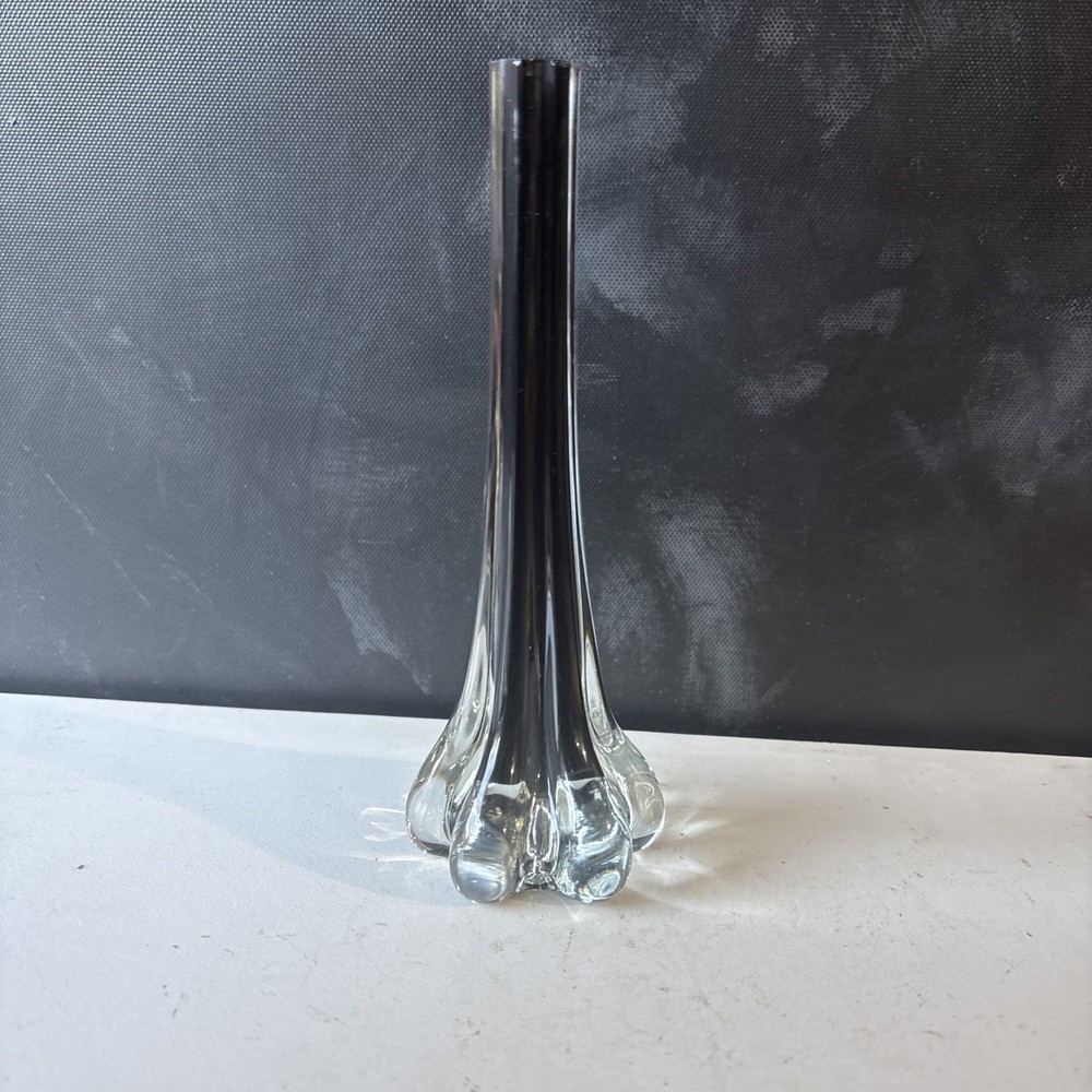 Snowflake Bud Vase In Black 6” Tall