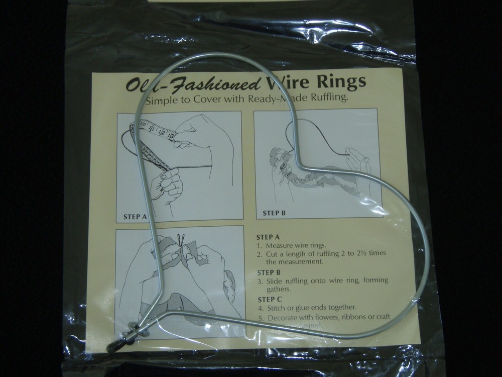Old-Fashioned Crafts Wire Ring - Heart Shaped (WR105)