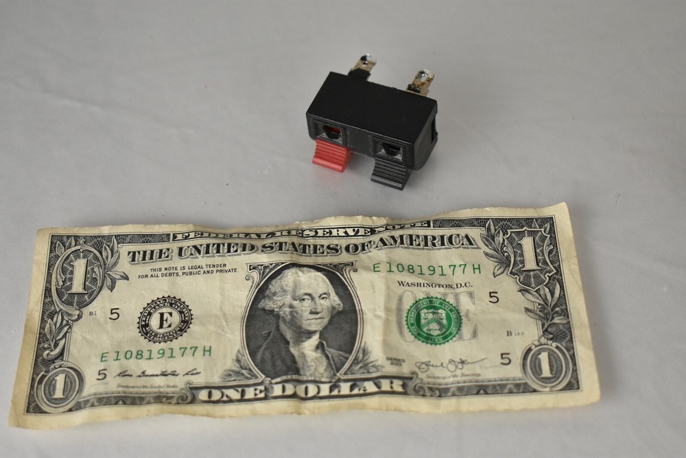 Single Vintage Polk DCM Binding Post