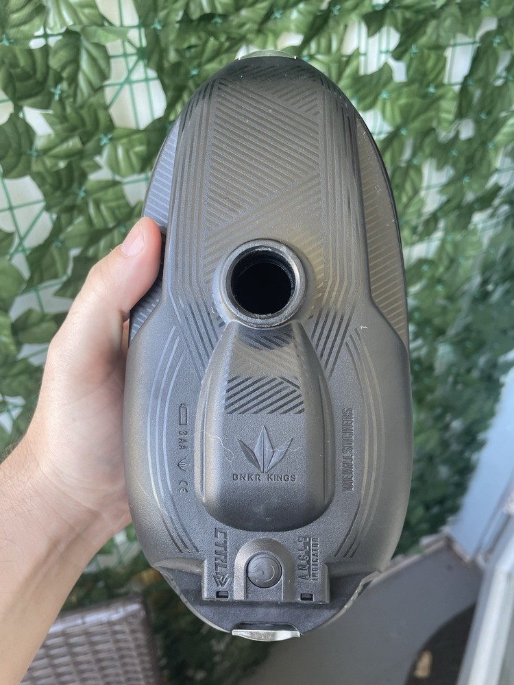 Bunkering CTRL Paintball Loader Speedfeed