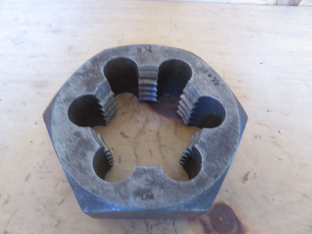 2 1/4 "-4 1/2 Hex Die (#307-77)