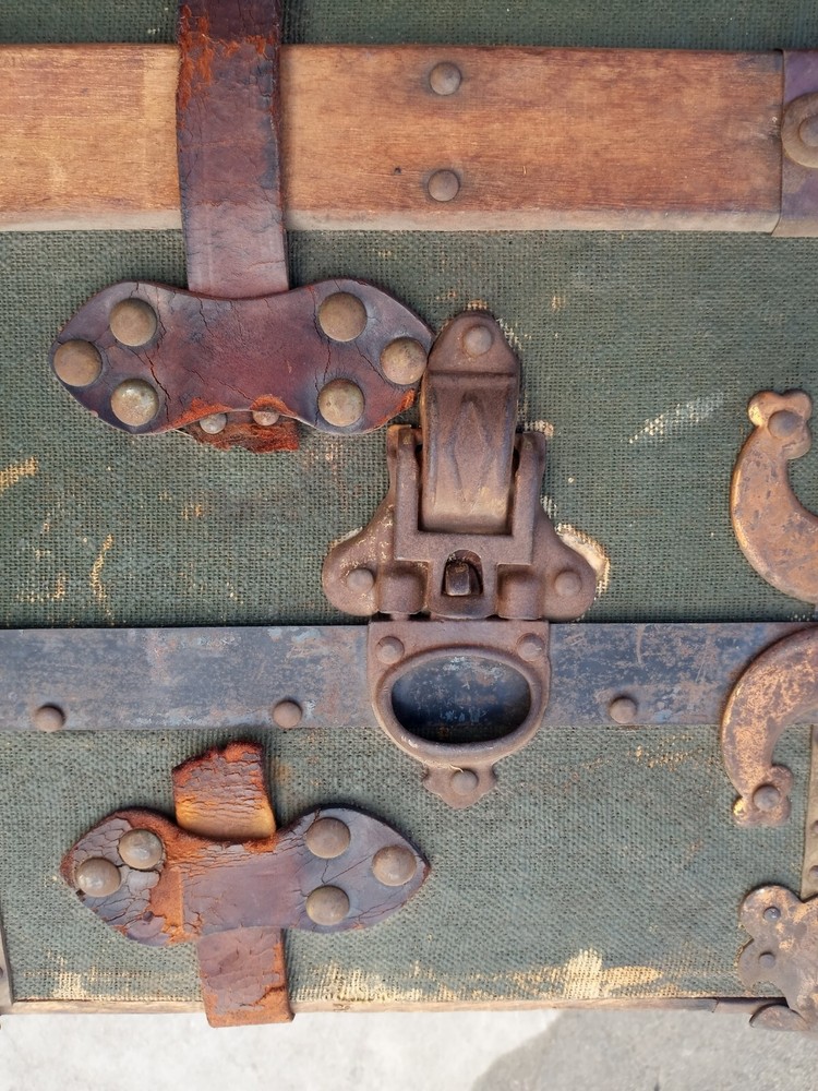 1920s Antique steamer Trunk
