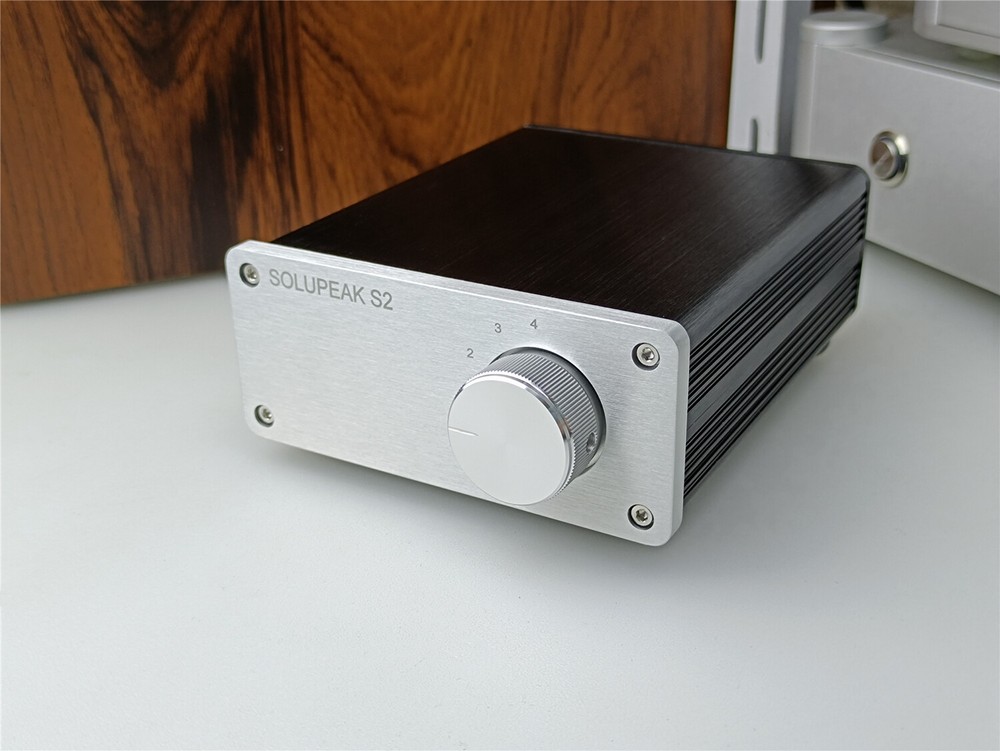 4 way stereo RCA audio switch input signal source switcher selector splitter box