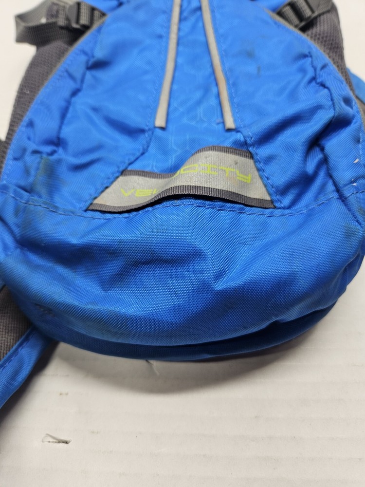 Camelbak Velocity 2.5L 85 oz. Hydration Back Pack Blue