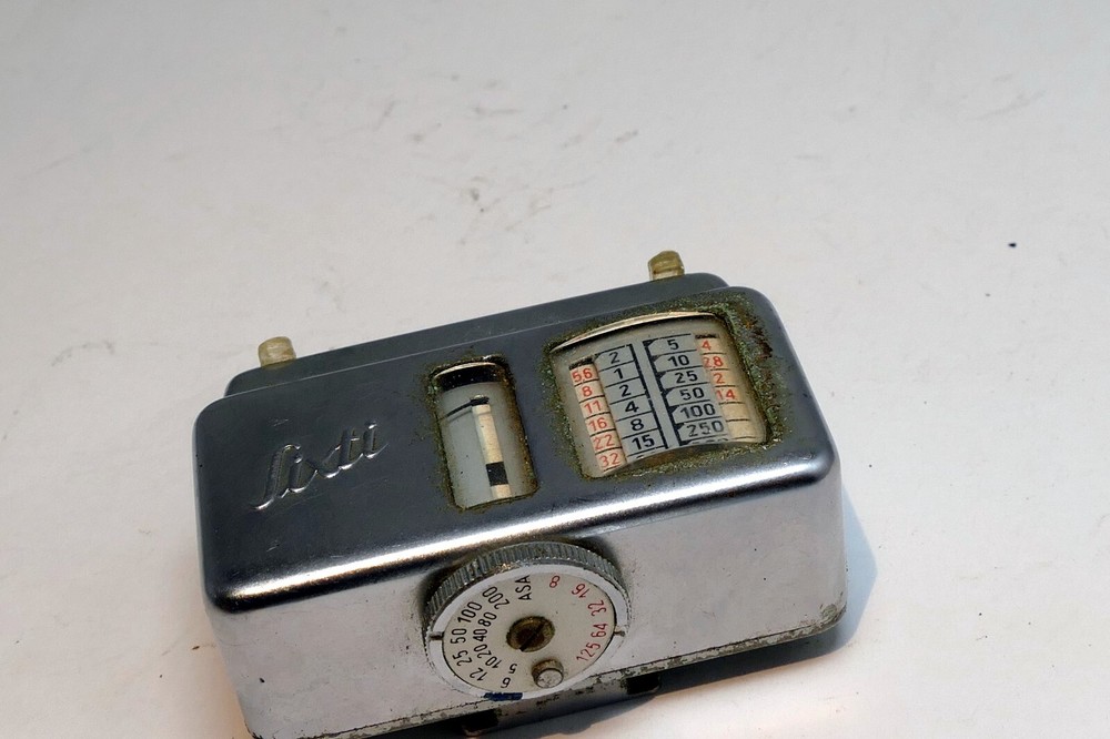 Gossen Sixti Automatic Compact Exposure Light Meter works