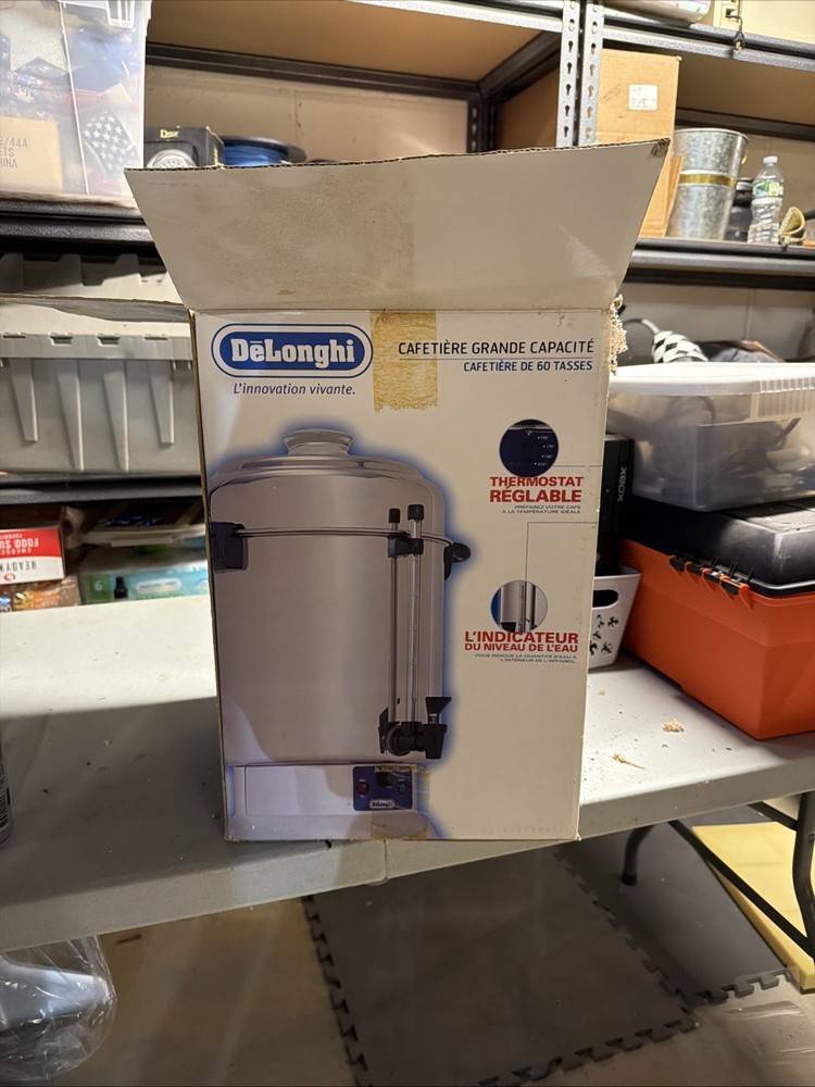 DeLonghi Ultimate Coffee Maker WITH BOX!