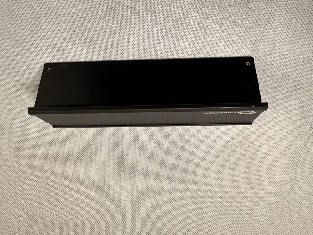 Crestron Mounting Bracket with 2 Faceplates – Wall Plate Kit