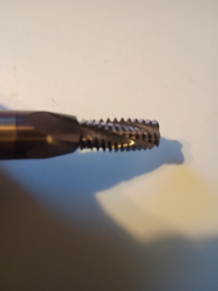 HDTM50013 UN13 SOLID CARBIDE THREAD MILL