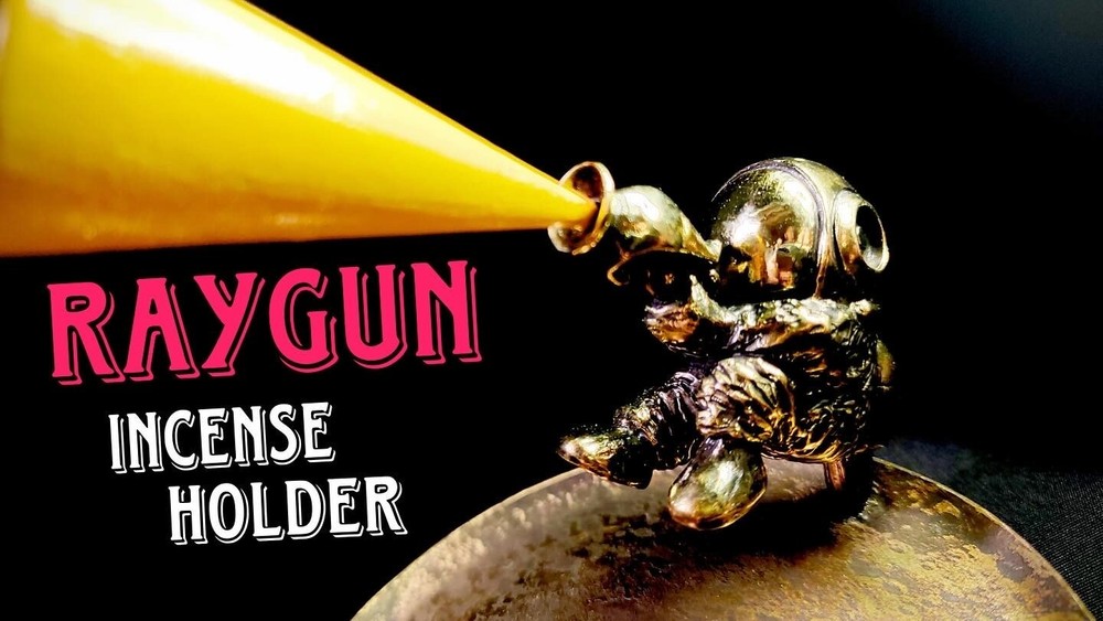 Raygun incense / bud holder - Astronaut