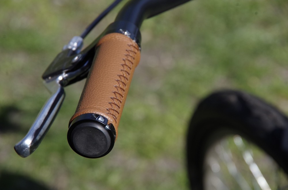 Leather Grips for Bicycle. Light brown.