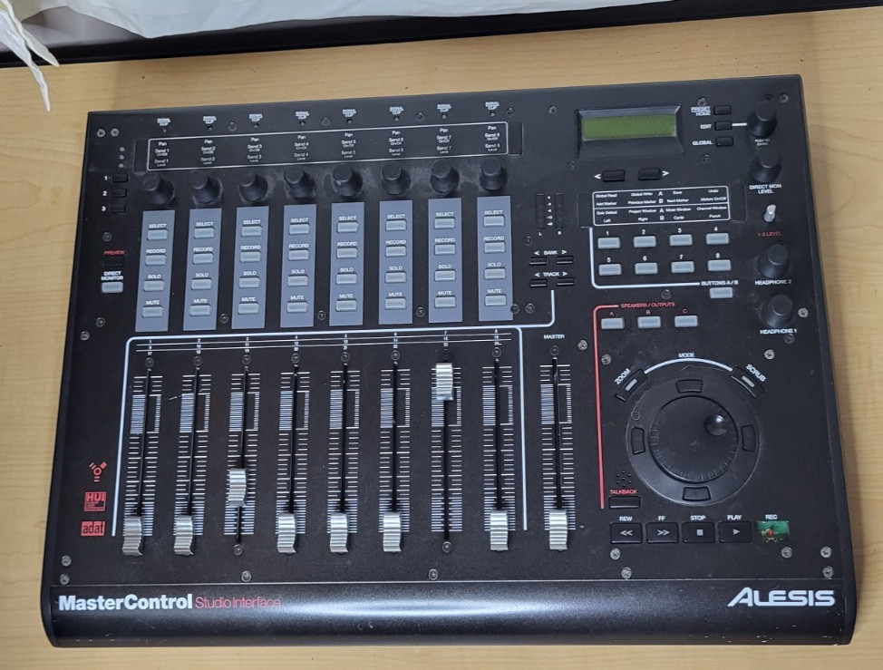 Alesis Master Control FireWire Audio Interface and Control Surface - Turns on