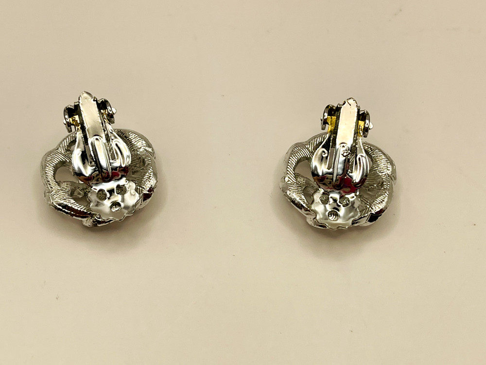 Round Fan Silver Tone Clip On Earrings Flat Open Work Textured Interlock